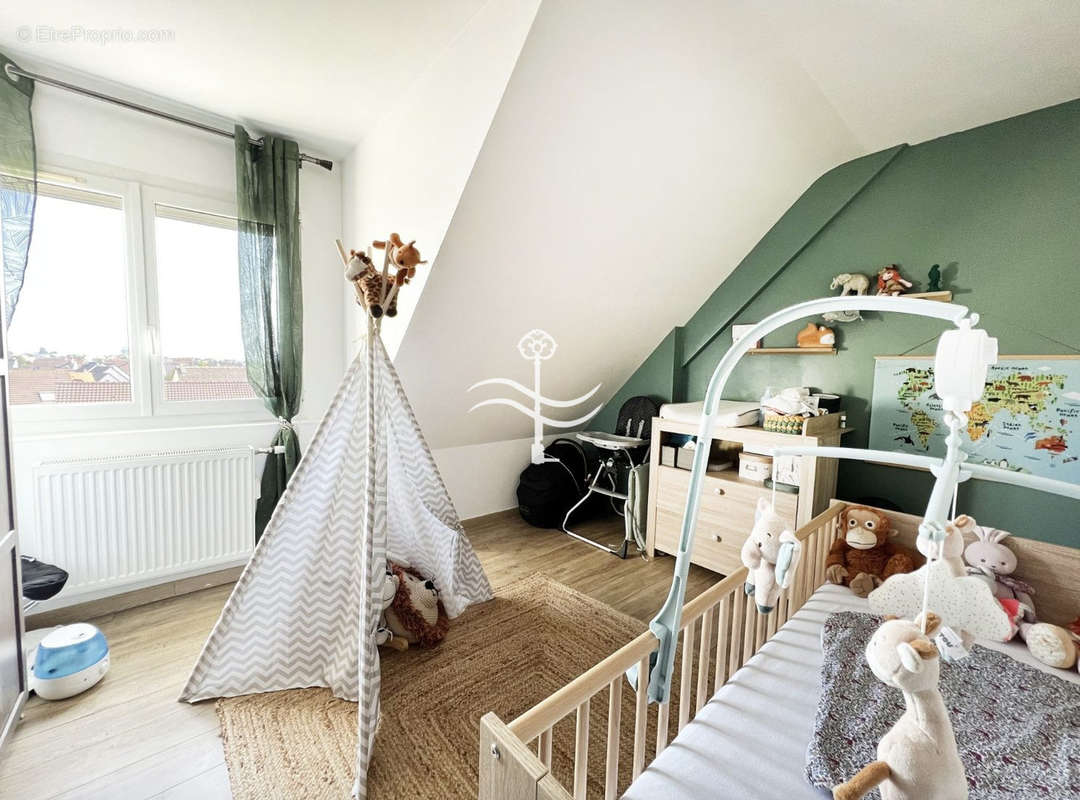 Appartement à CORMELLES-LE-ROYAL