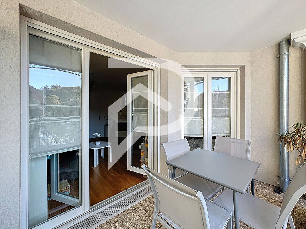 Appartement à BOUGIVAL