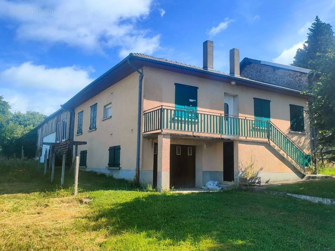 Appartement à ORADOUR-SUR-VAYRES