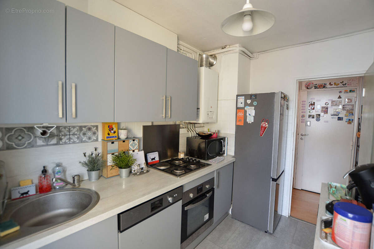 Appartement à MARSEILLE-13E