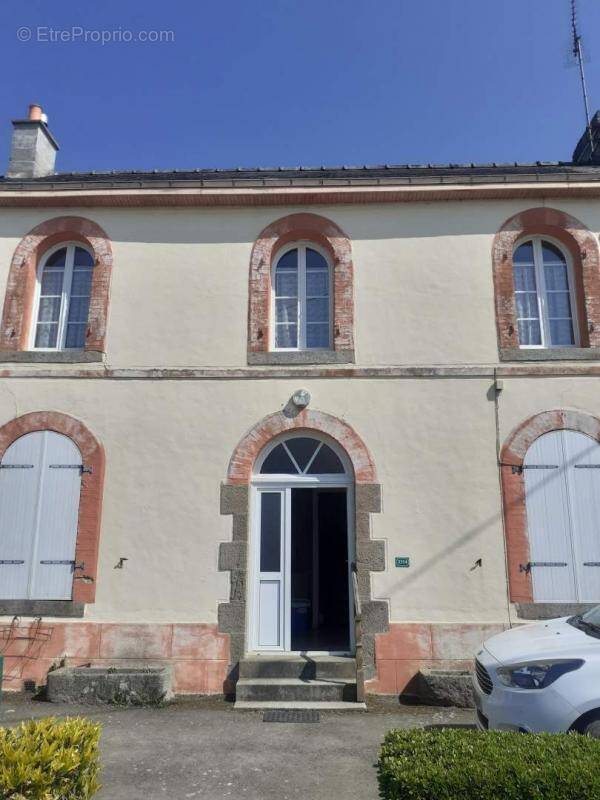 Maison à SAINT-PIERRE-DES-LANDES
