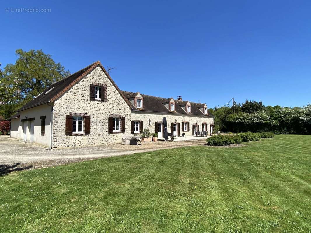 Maison à LA LOUPE