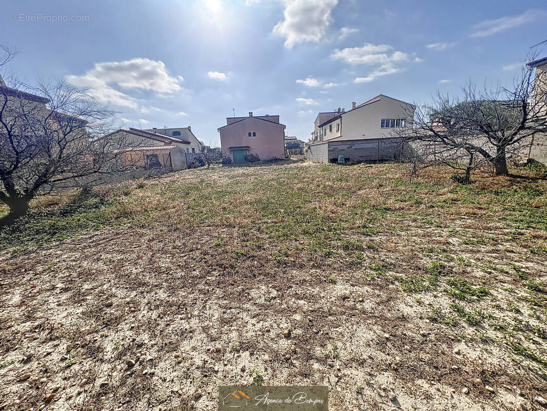 Terrain à BOMPAS