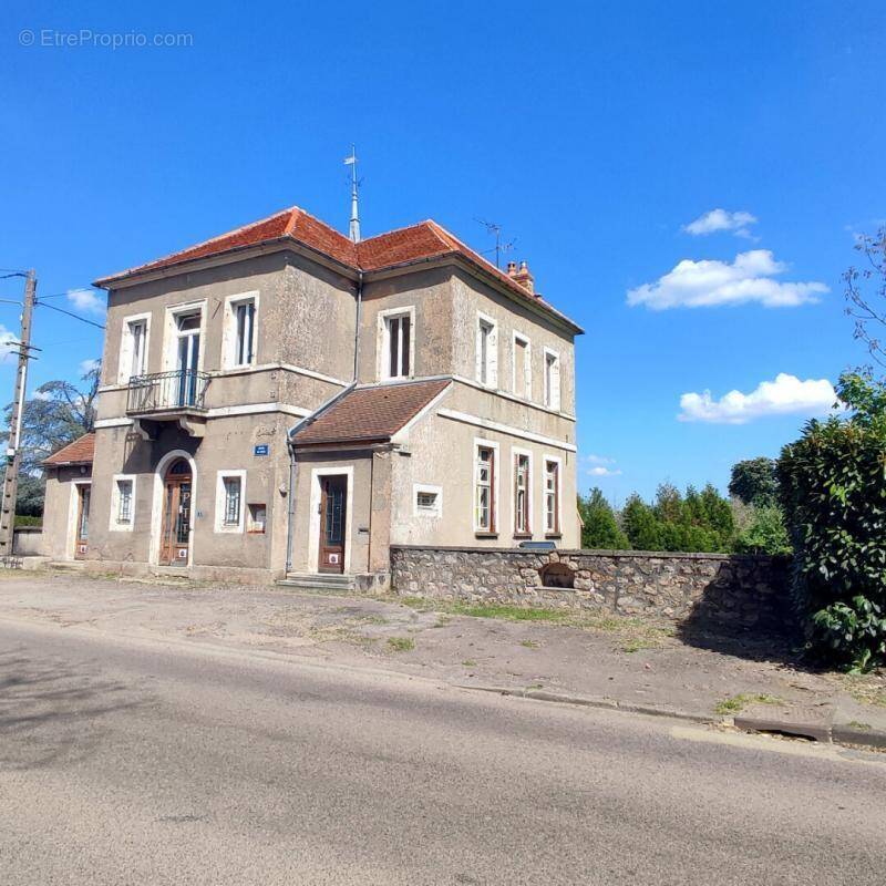 Maison à SAULIEU