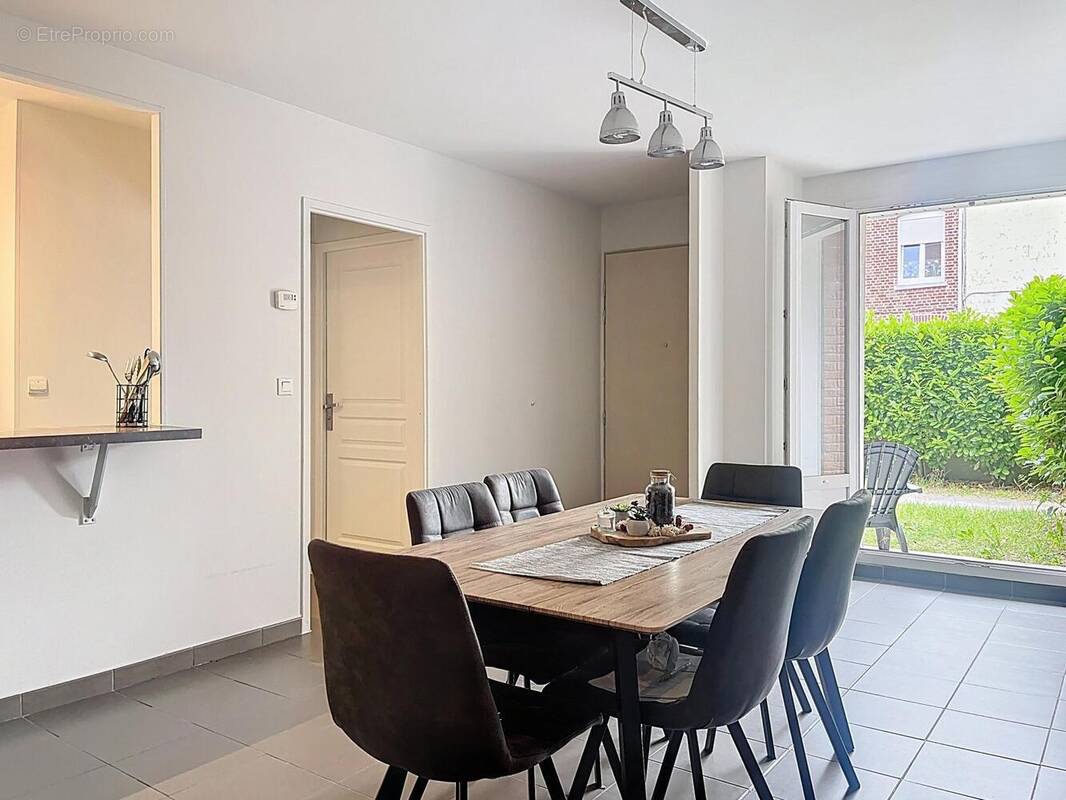 Photo 1 - Appartement à LYS-LEZ-LANNOY