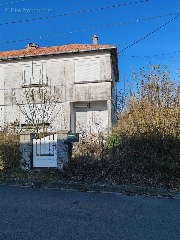 Maison à LA CAPELLE