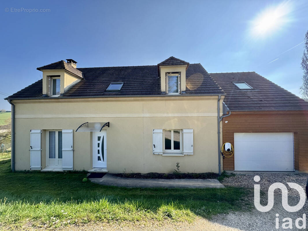 Photo 1 - Maison à JAMBVILLE