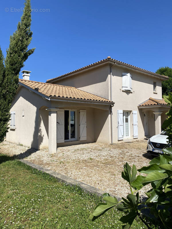 Maison à TRAMOYES