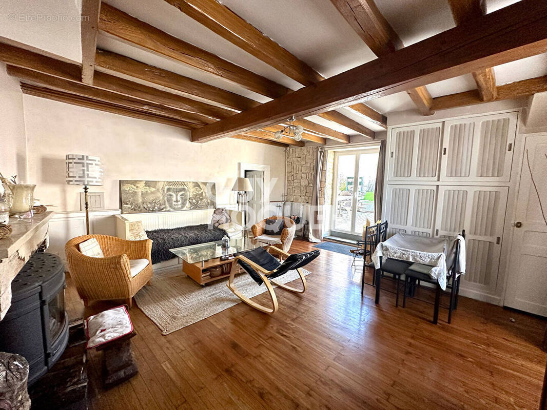 Maison à MERVENT