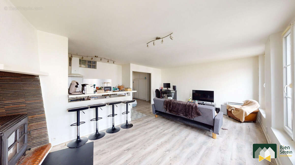 Appartement à CHATEAUNEUF-EN-THYMERAIS