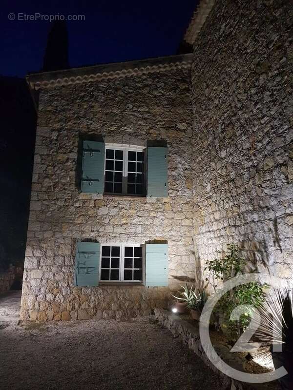 Maison à LE ROURET