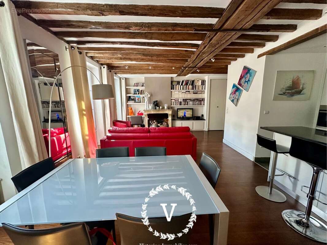 Appartement à PARIS-7E