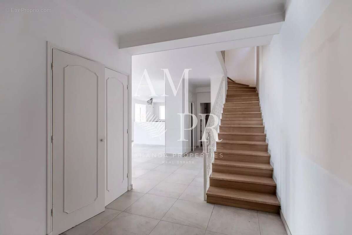 Maison à LA TURBIE