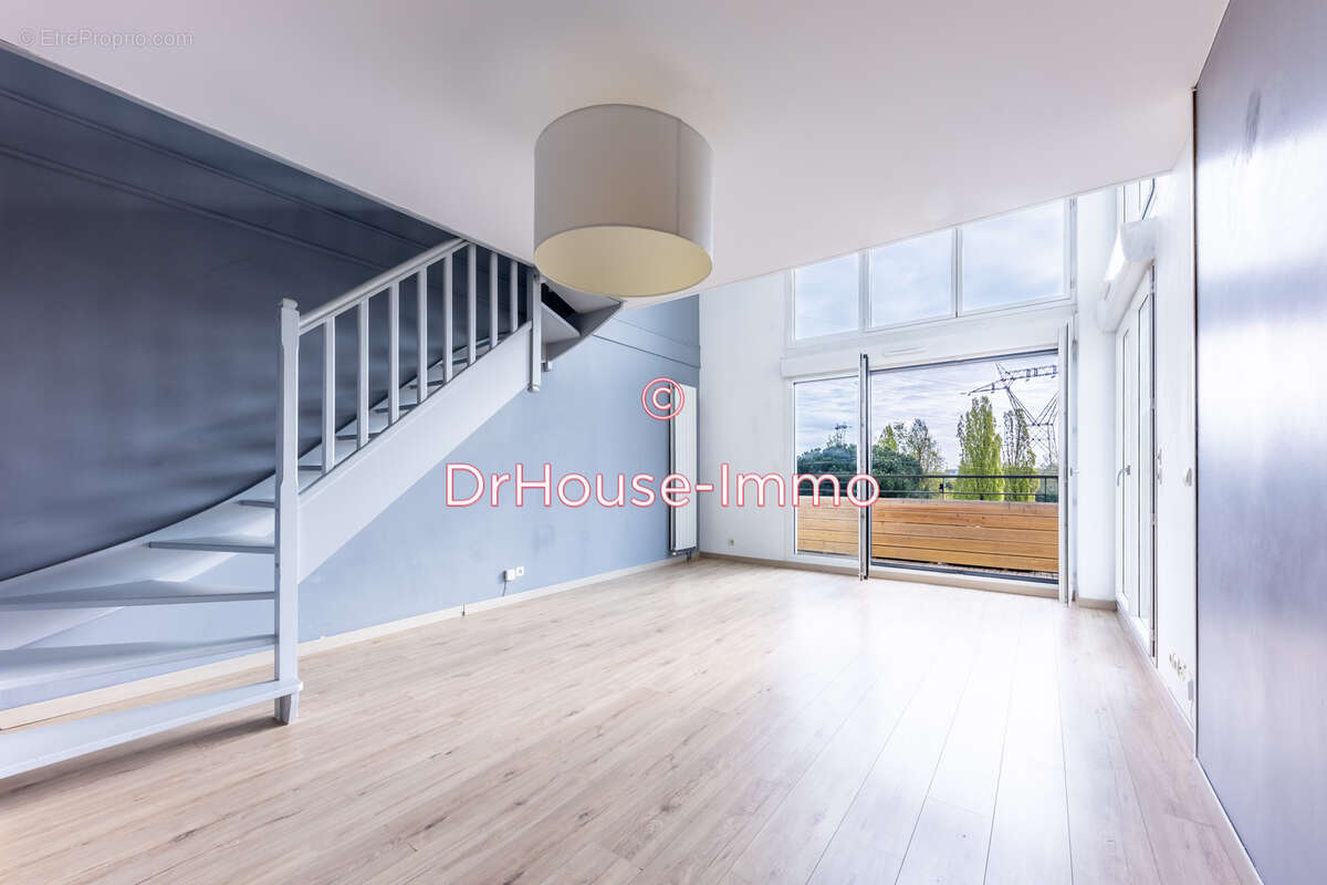 Appartement à ELANCOURT