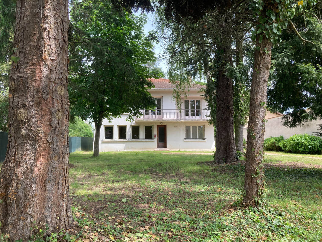 Maison à BALBIGNY