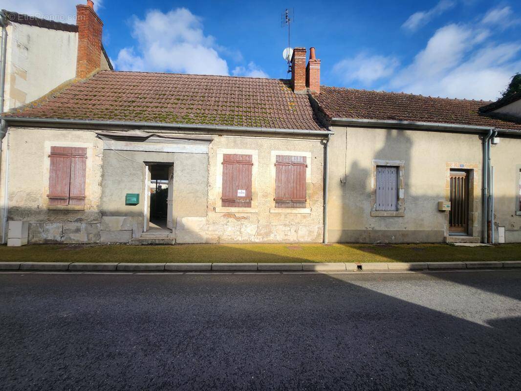 Maison à CHARENTON-DU-CHER