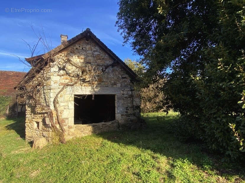 Maison à SARRAZAC