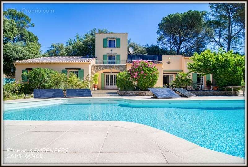 Maison à LORGUES