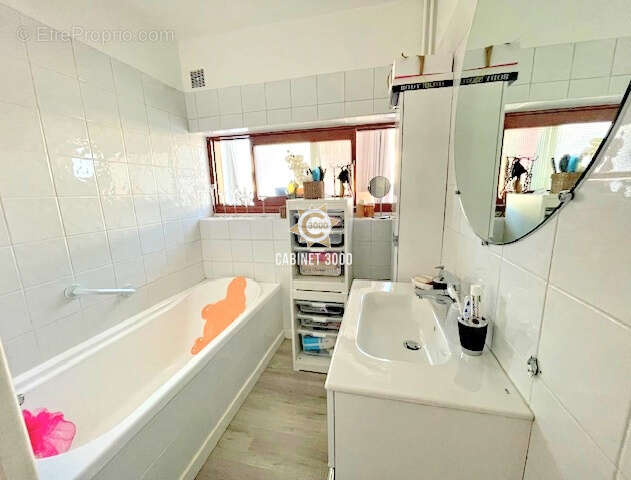 Appartement à HYERES