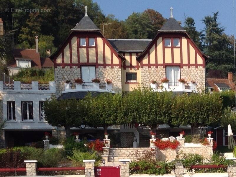 Maison à MONTRICHARD