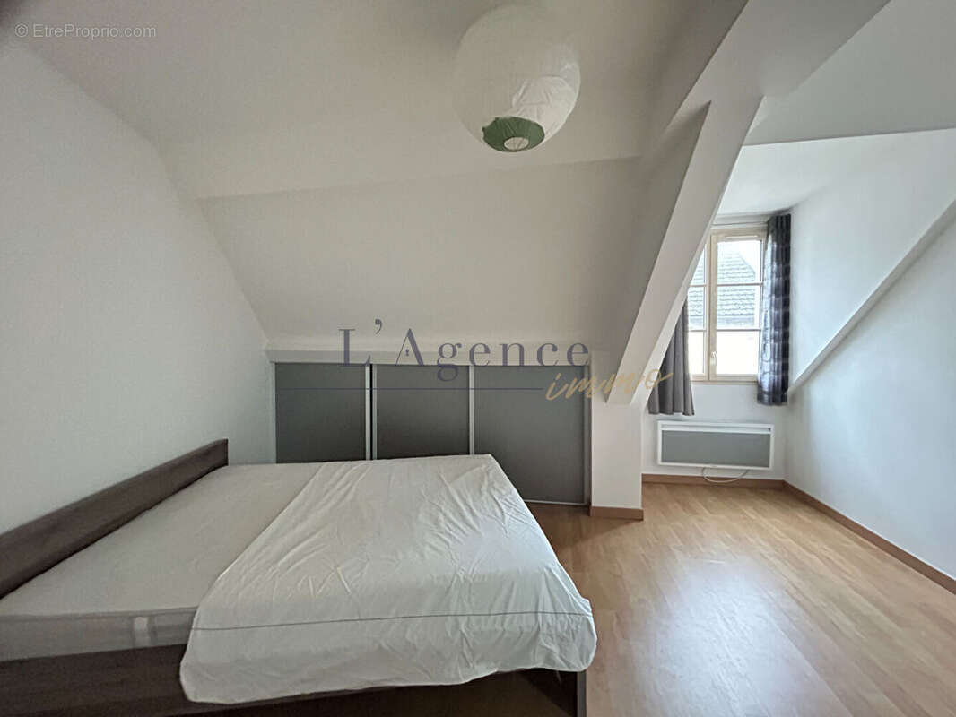 Appartement à VERNEUIL-EN-HALATTE