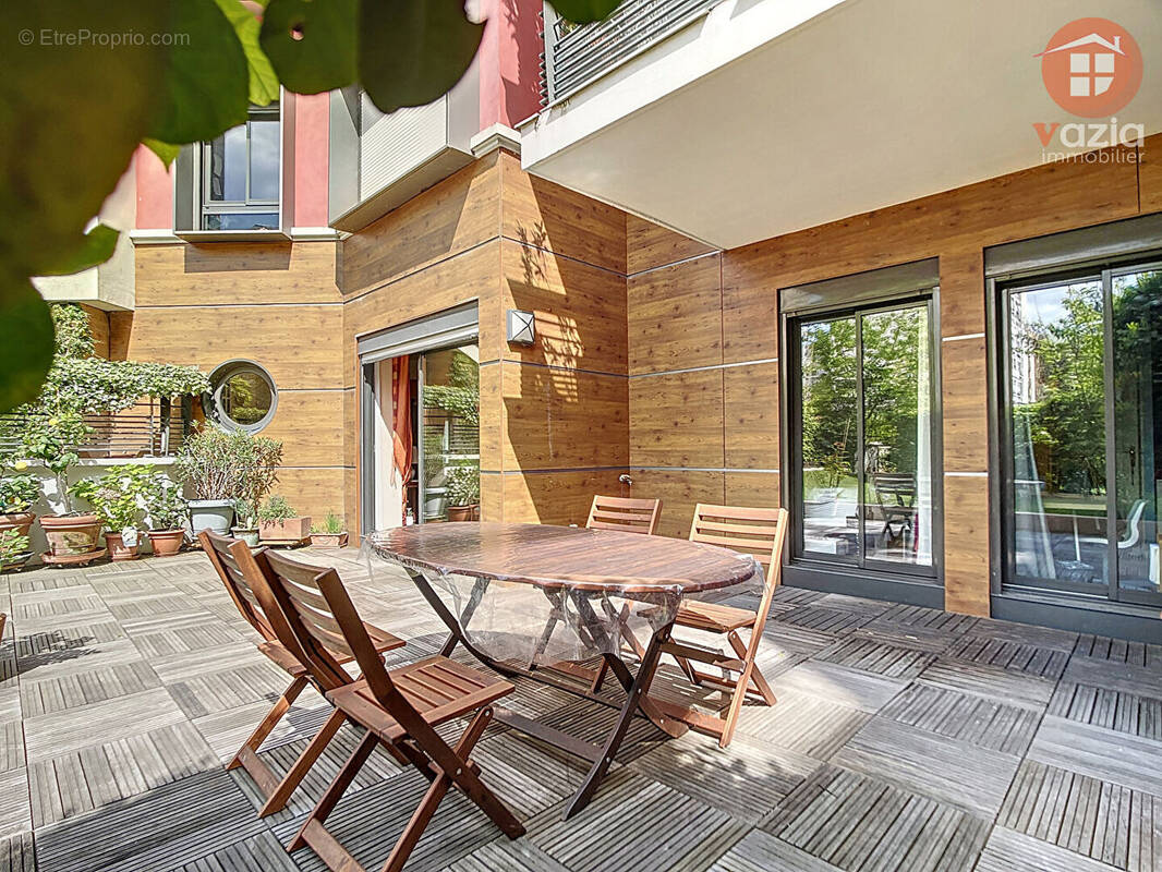 Appartement à SURESNES
