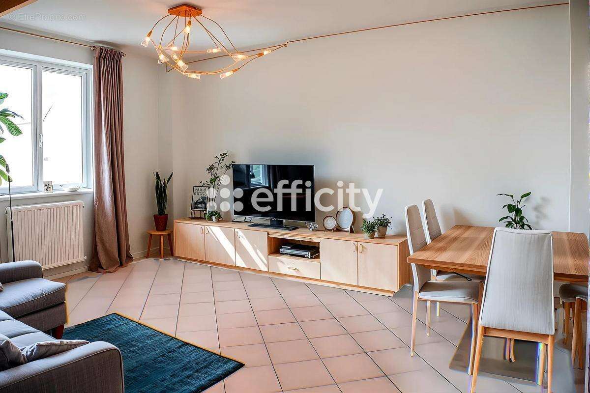 Appartement à VILLENEUVE-SAINT-GEORGES