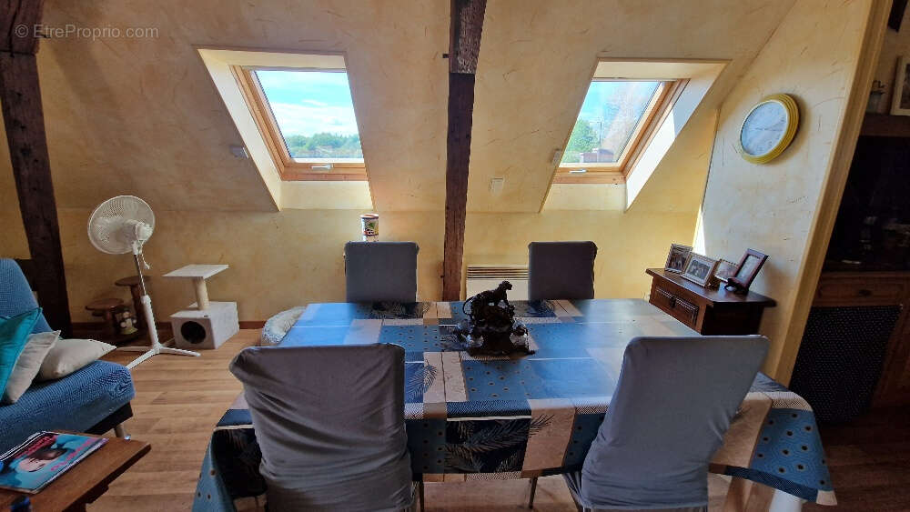 Appartement à EXCIDEUIL