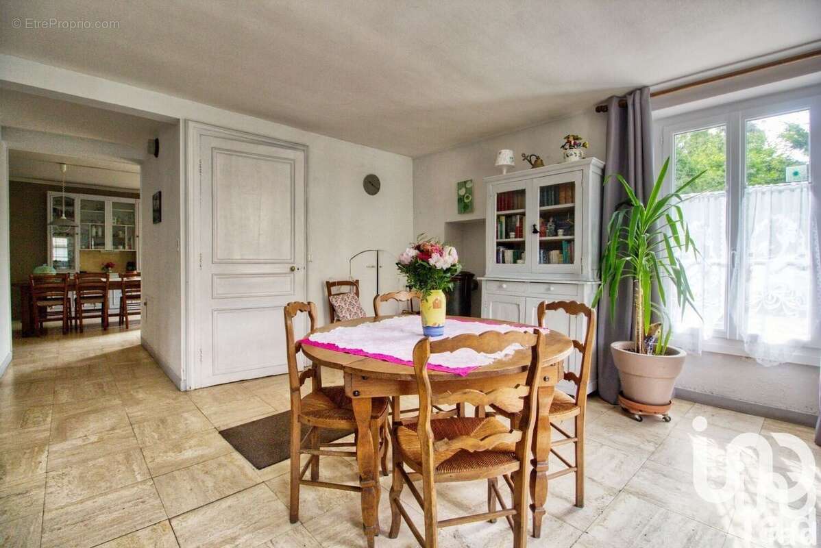 Photo 7 - Maison à VIGNY