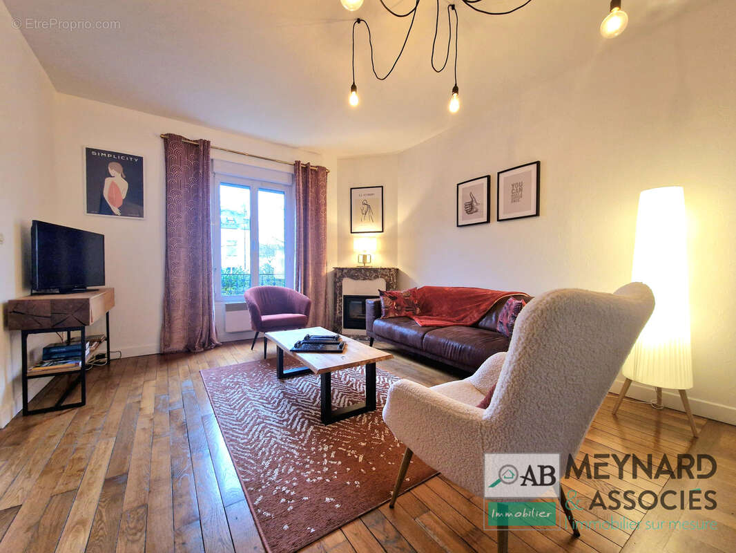 Appartement à COULOMMIERS