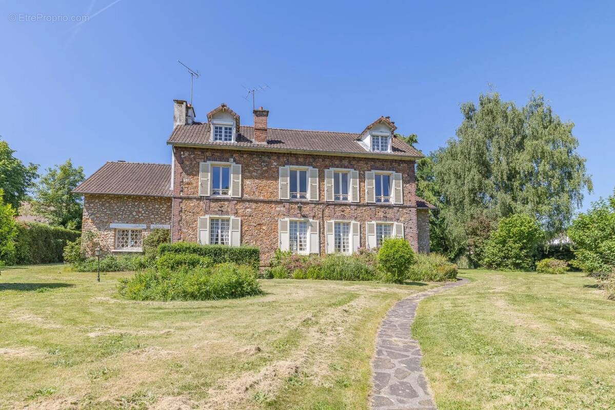 Maison à VAUHALLAN