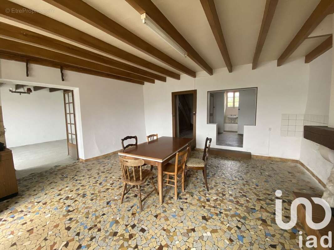 Photo 4 - Maison à MAZEROLLES