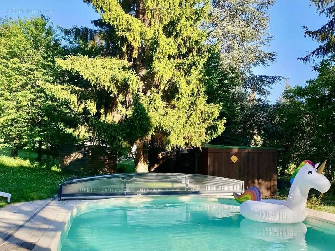 Maison à PINEUILH