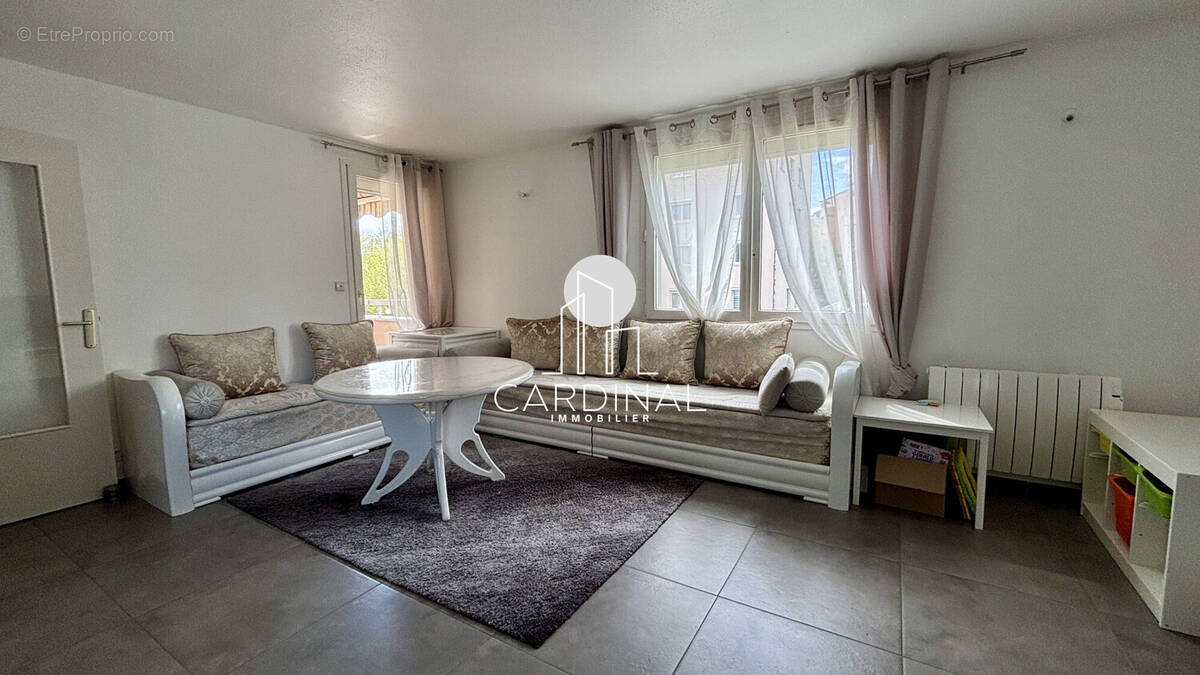 Appartement à SAINT-APOLLINAIRE