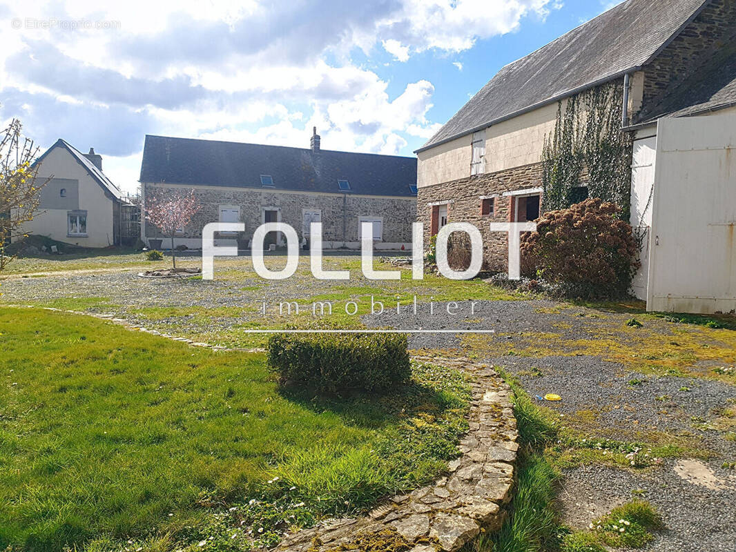 Maison à BALLEROY