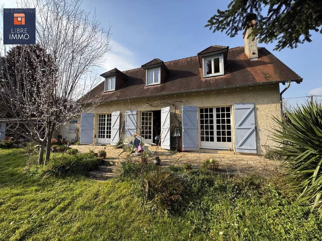Maison à ARTIGUELOUVE