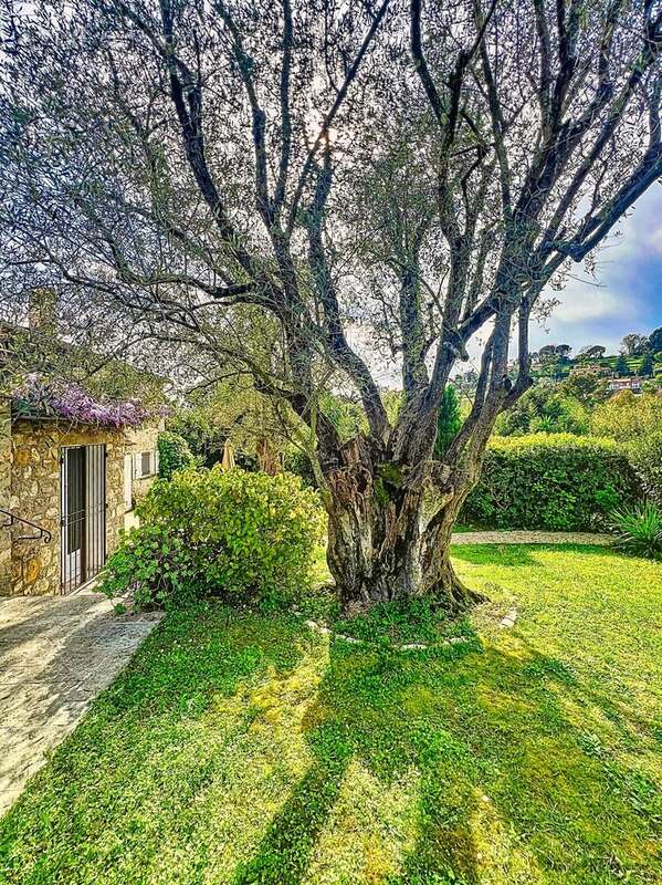Maison à MOUGINS
