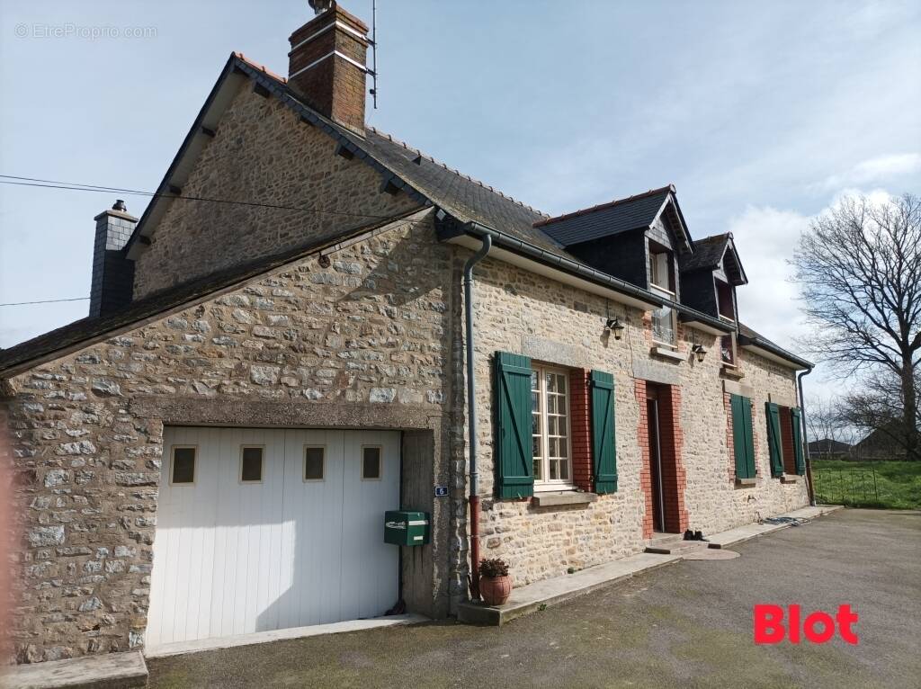 Maison à VAL-D&#039;IZE