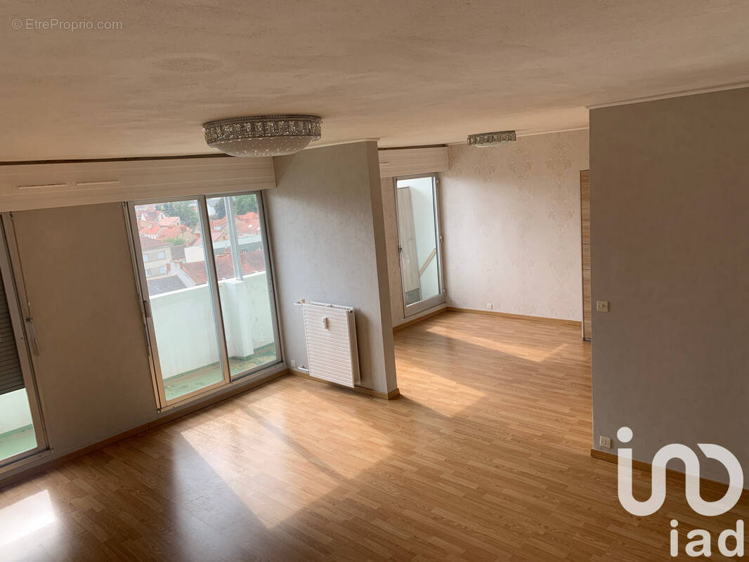 Photo 1 - Appartement à MONTLUCON