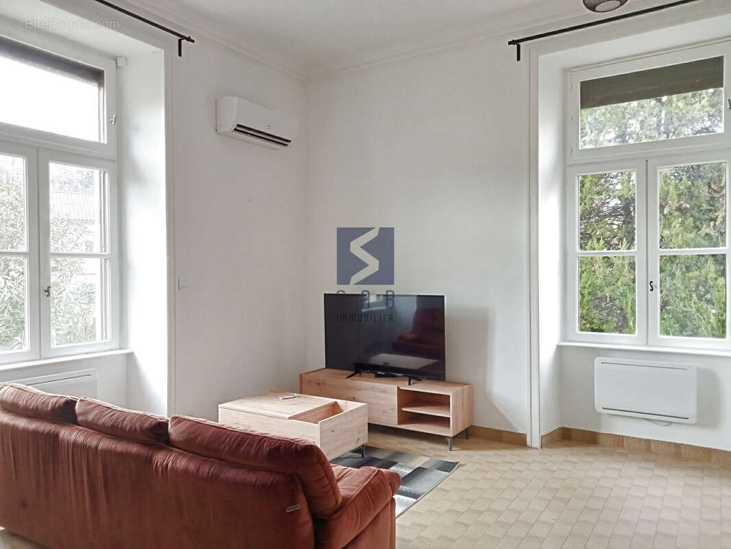 Appartement à BEAUCHASTEL