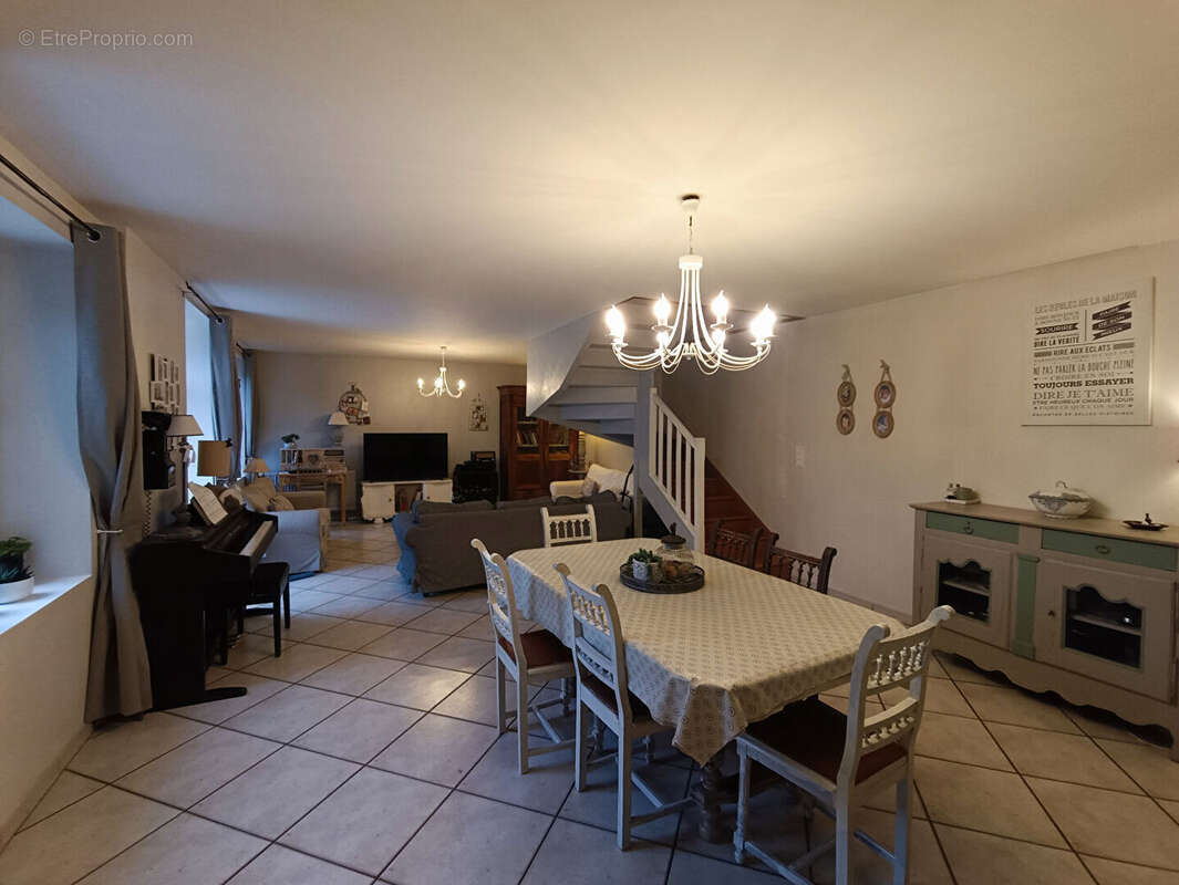 Maison à GRISY-LES-PLATRES