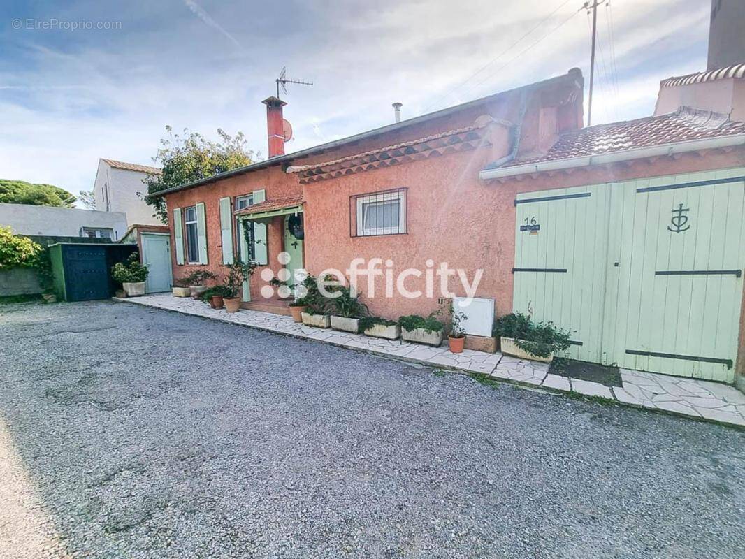 Appartement à LE CANNET