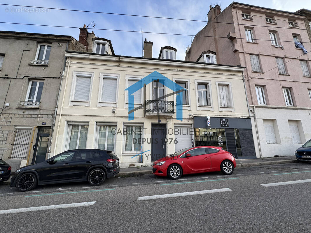 Appartement à SAINT-ETIENNE