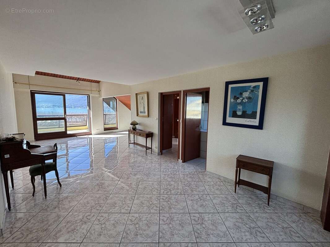 Appartement à AIX-LES-BAINS
