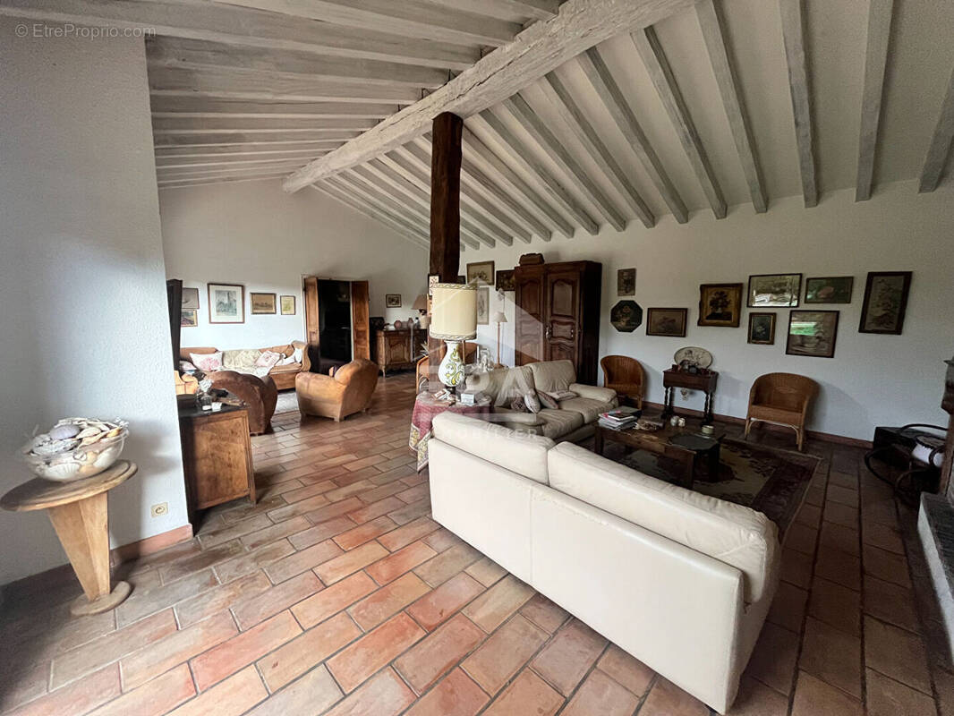 Maison à SAINT-CYPRIEN