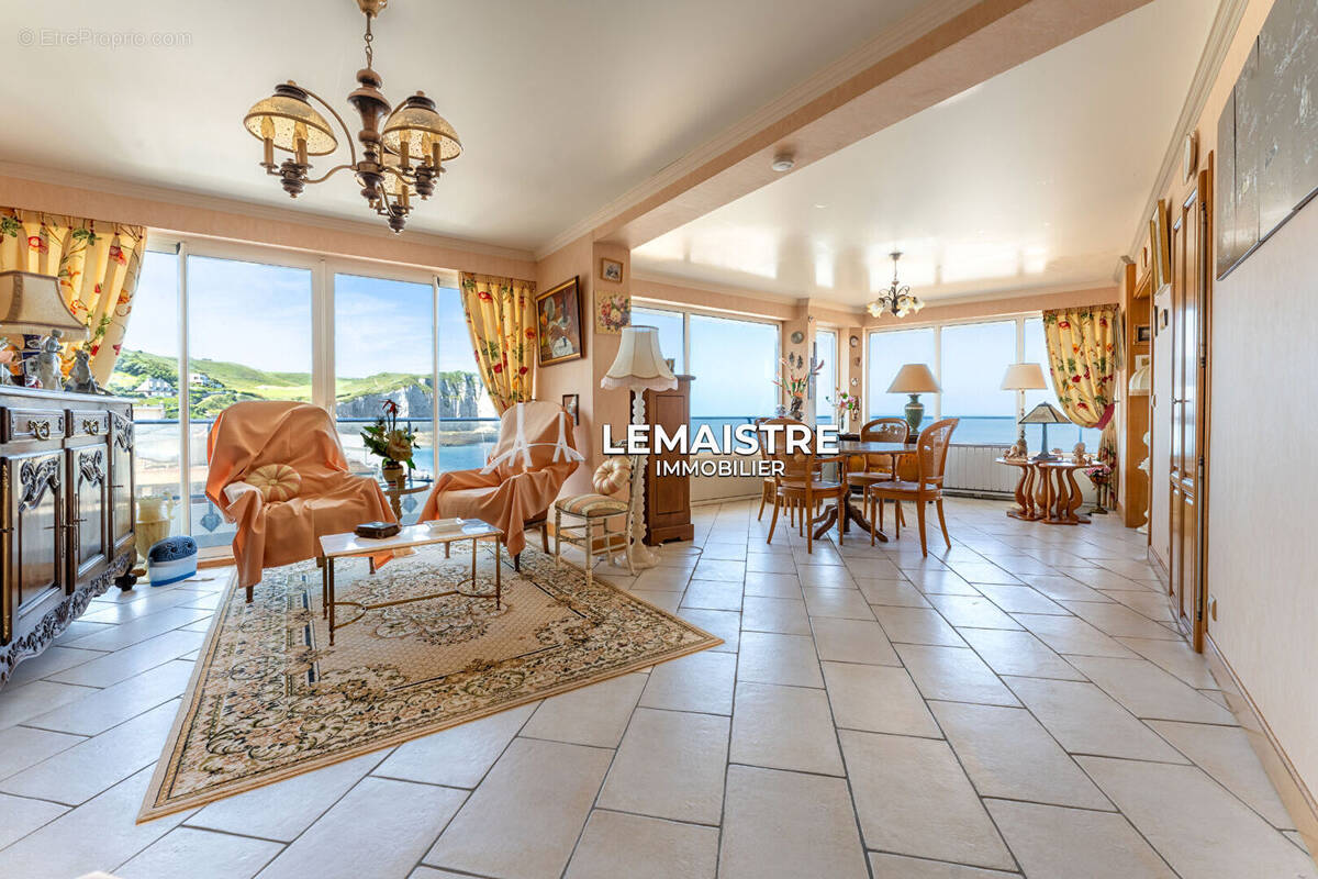 Appartement à ETRETAT