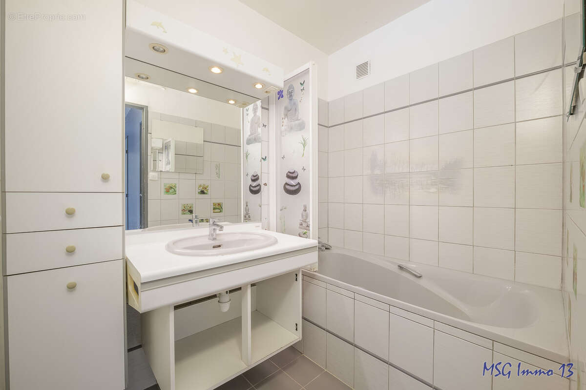 Appartement à MARSEILLE-13E