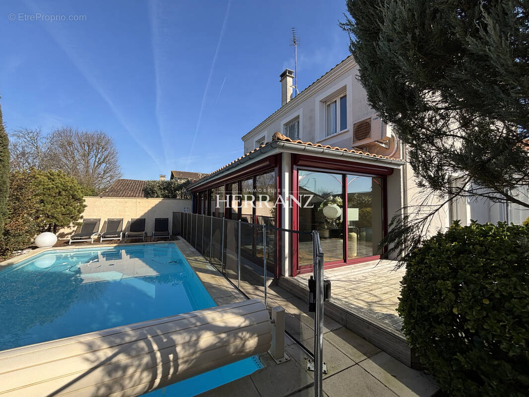 Maison à LIBOURNE