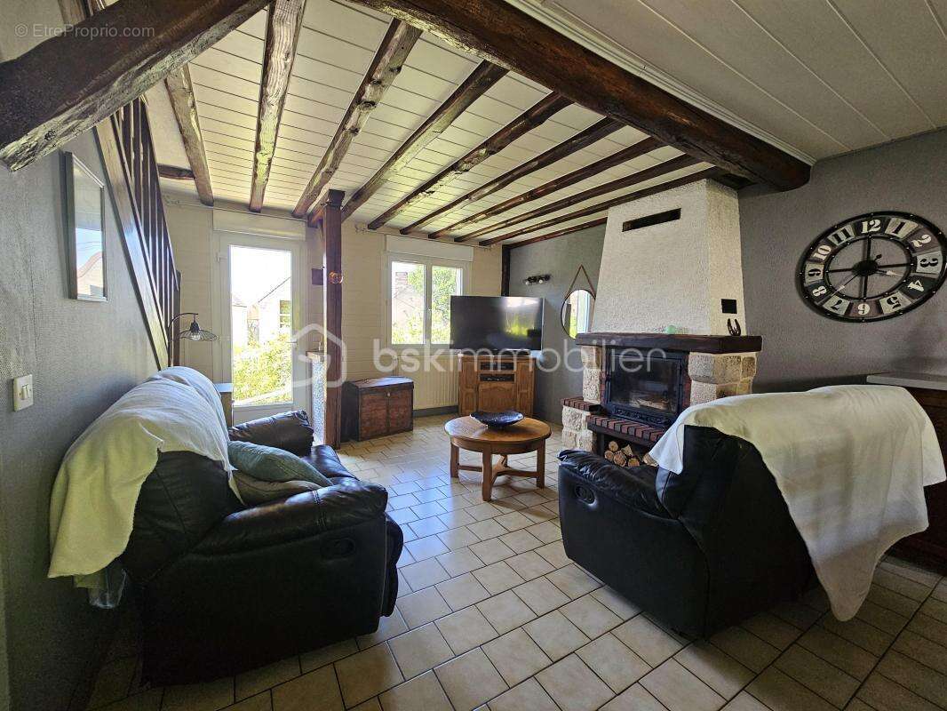 Maison à DARVAULT