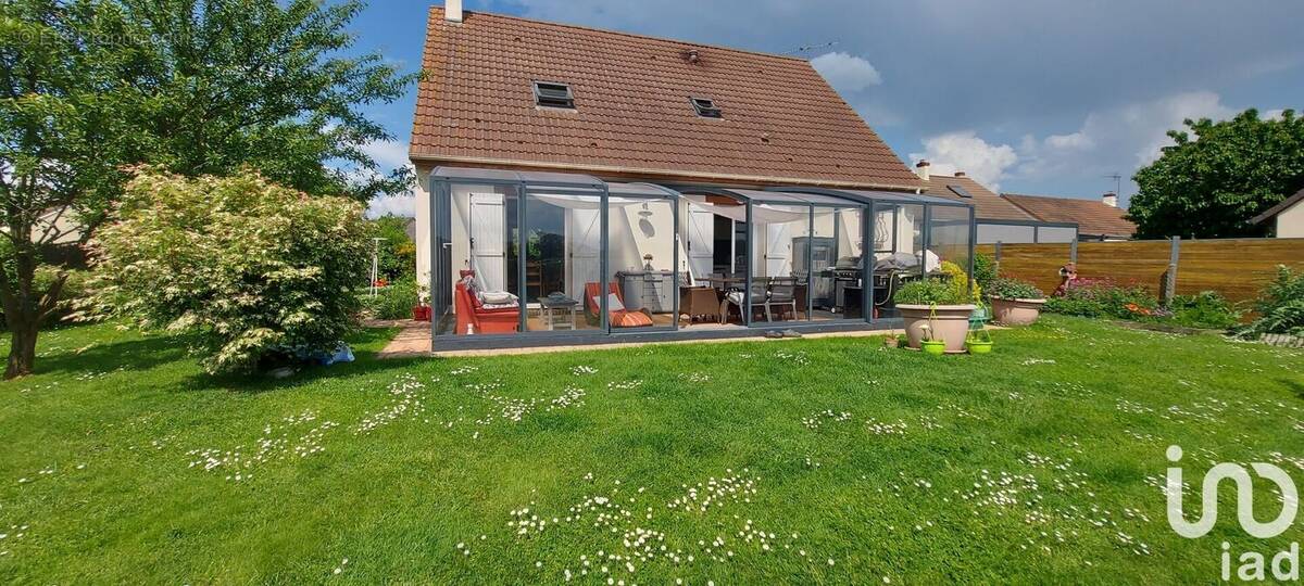 Photo 1 - Maison à BROU